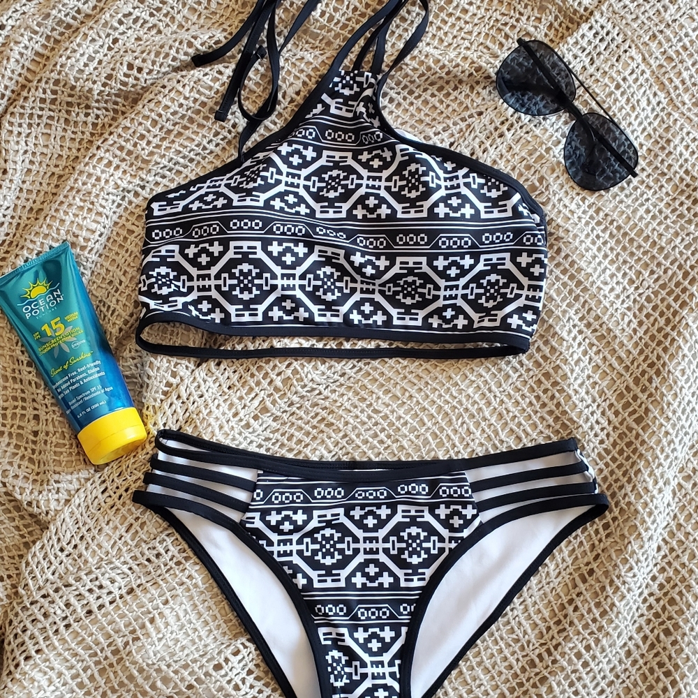 CUPSHE Two Piece BIKINI NWT